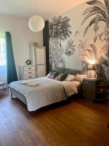 Orignolles House | Chambre dans une charentaise