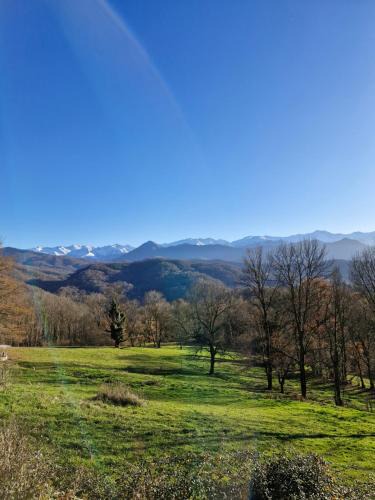 Soulan Bed & Breakfast | CHAMBRE INDEPENDANTE au calme en moyenne montagne