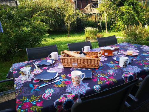 Baignes Bed & Breakfast | Chambre nature table d'hôte avec jardin à la campagne le nid qui danse vers Vesoul de 1 à 3 personnes