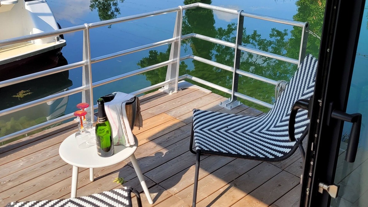 Joinville Boat Rental | Chambre sur L'eau