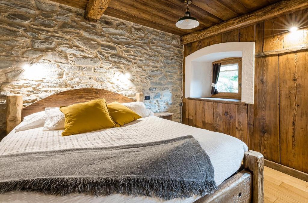 Pontboset House | Chambres d'Hôtes - Li Tzatagni