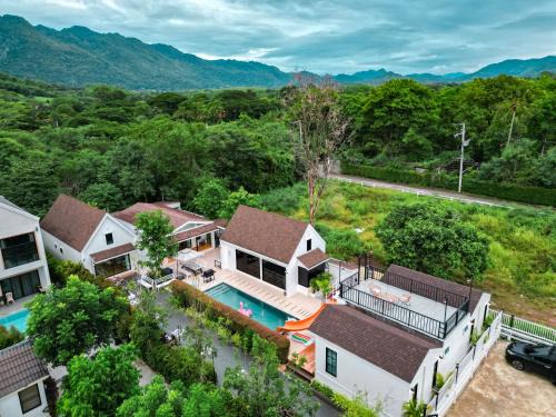 Phaya Yen Villa | Chamonte Pool Villa Khao Yai