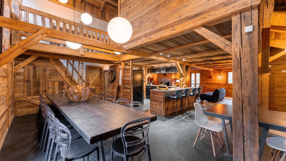 Abondance Ski Chalet | Champ'Alp farm, 32 people. Top-of-the-range chalet with sauna and Nordic baths.