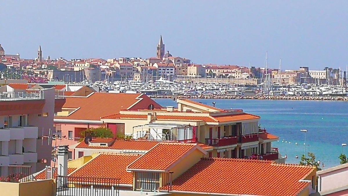 La Pietraia Apartment | Champagne mansard total sea view.