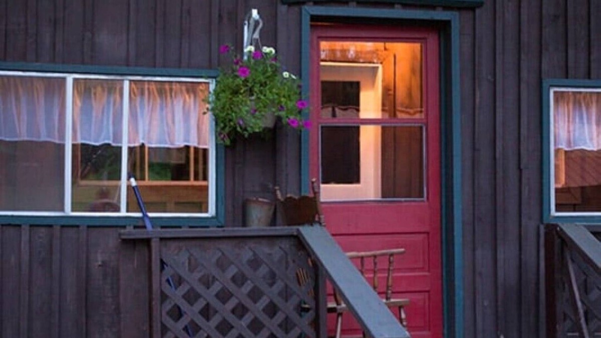 Papineau-Cameron Cottage | Champlain Cottage