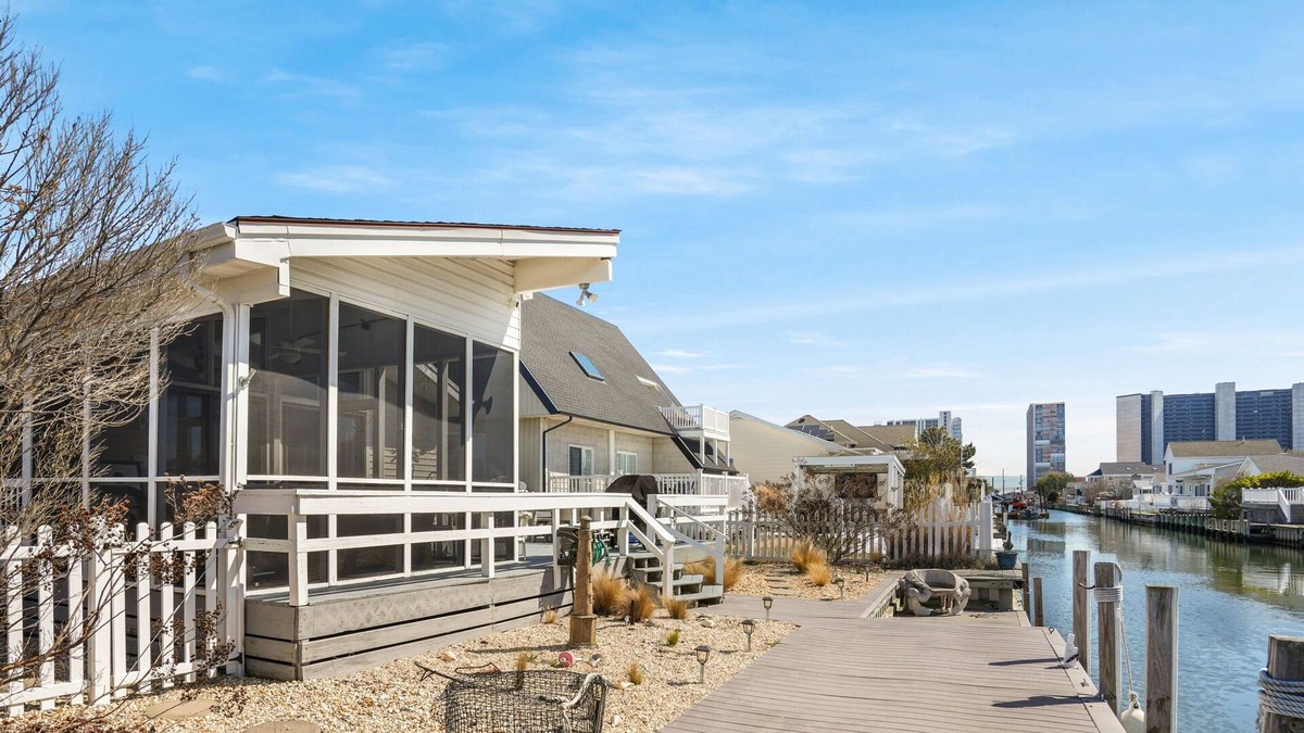 North Ocean City House | Channel Buoy Rd, 3 bed/2 bath Canal front Single family home in uptown OCMD