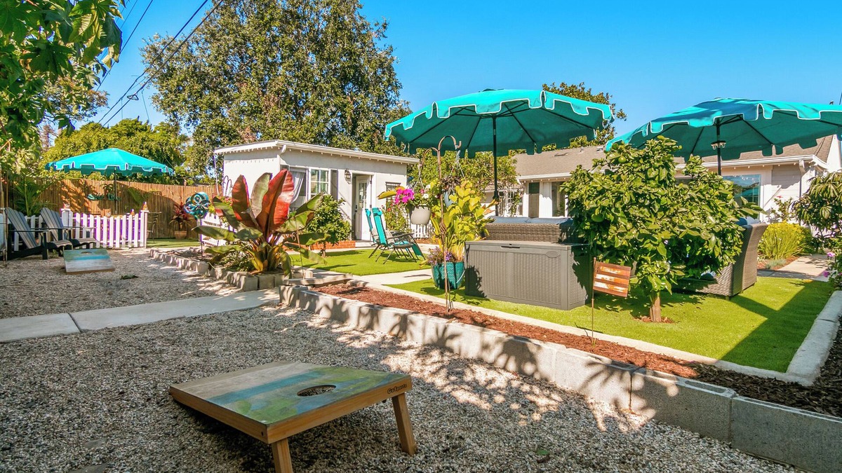 Ventura House | Channel House - Midtown: A/C, Sunroom, and Guest Cottage. Close to everything!