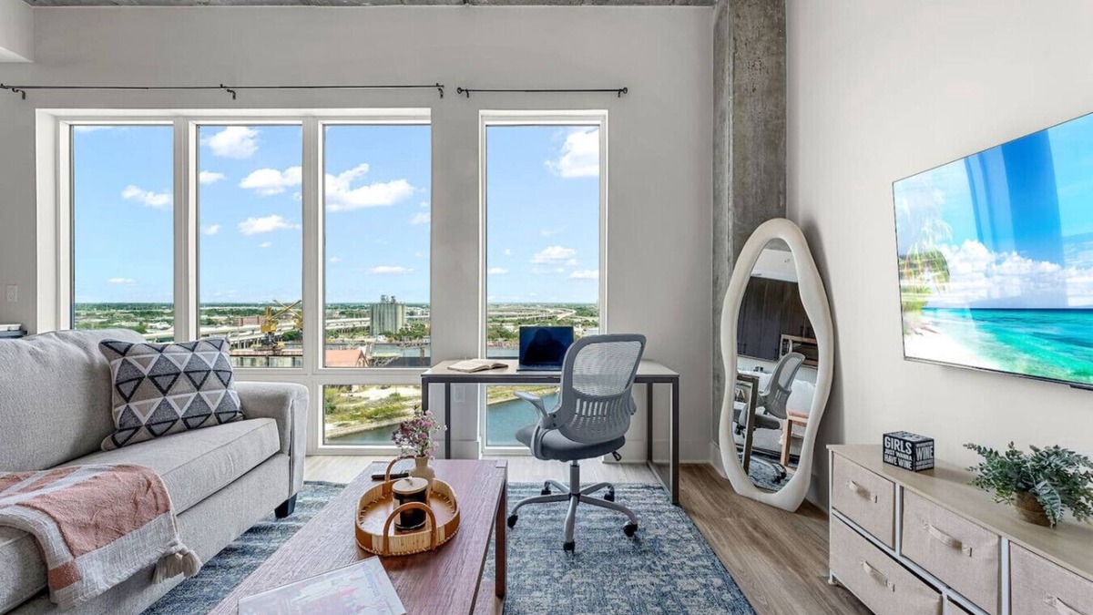 Channel District Apartment | Channelside Oasis for Remote Workers! Steps to DT