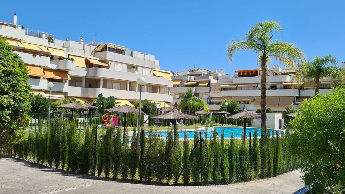 Jerez de la Frontera House | Chapín Jardines Piscina Terraza 3 Rooms 2 Baños