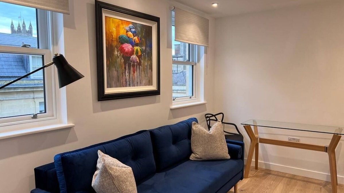 Bath City Centre Apartment | Chapel - Central Studio Apartment