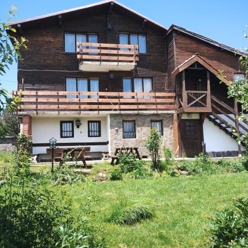 Smolyan House | Chapov Guest Rooms