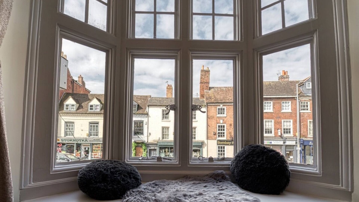 Shelsley Beauchamp Apartment | Character 1Bed Flat in Worcester