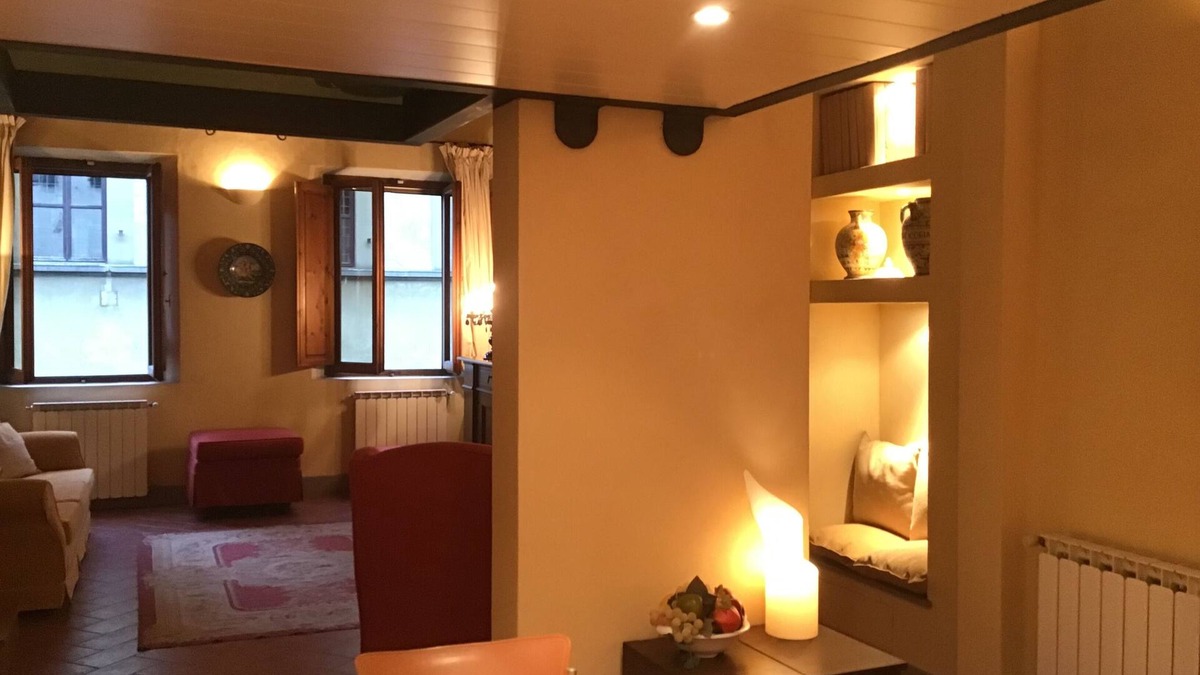 Sant' Ambrogio House | character apartment in the heart of historic florence