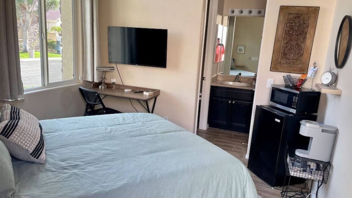 Indio Condo | Charismatic Casita in the Desert W/Pool & Spa
