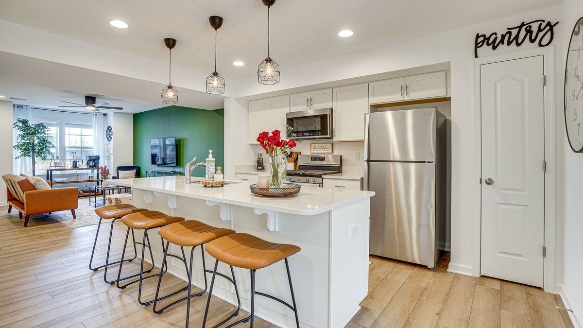 Charles Town House | Charles Town Townhome: 9 Mi to Harpers Ferry