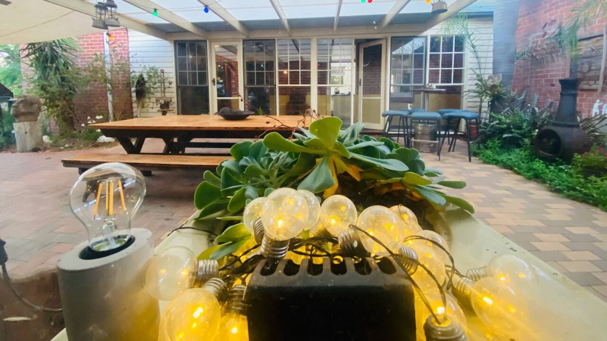 Mathoura House | Charleston House - Conversion of the charming Mathoura Pub in a group