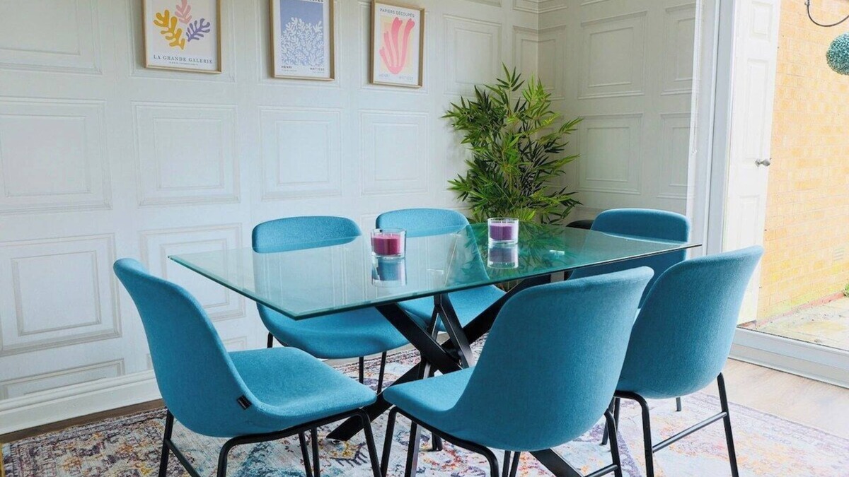 Birmingham House | Charlotte House (Sleeps 7| Contractors| QE| Uni|Cricket| Parking|)