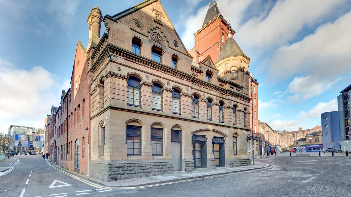 Newcastle-upon-Tyne Apartment | Charltons Bonds Apartments - By Week2Week