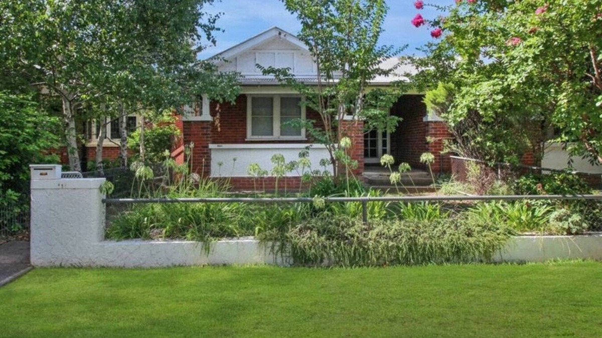 Wagga Wagga House | Charm and Value in Central