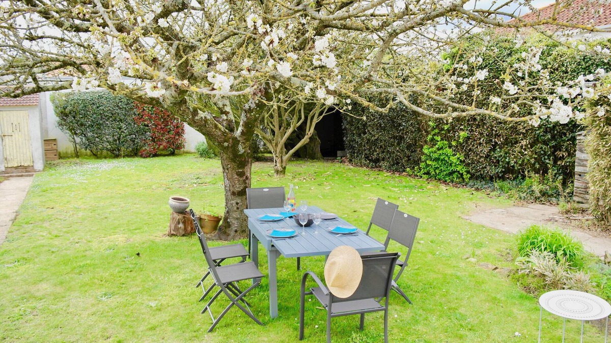 Saint-Gilles-Croix-de-Vie Ski Chalet | Charming house for 4 people at the beach