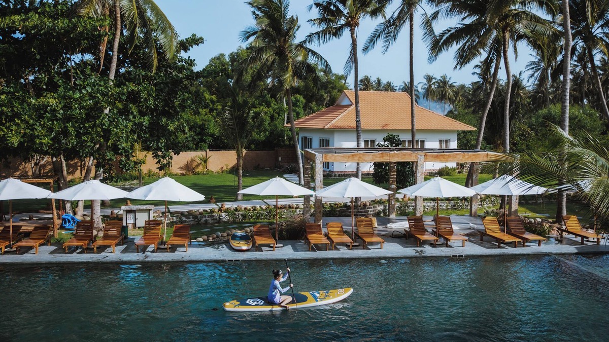 Suoi Nuoc Beach Resort | Charm Hon Rom Villas Resort