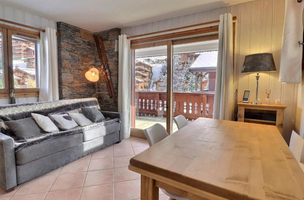 Les Allues Apartment | Charmant 2 Pièces Cabine aux Allues - Résidence Calme avec Wifi - Proche Pistes et Commerces - FR-1-182-251
