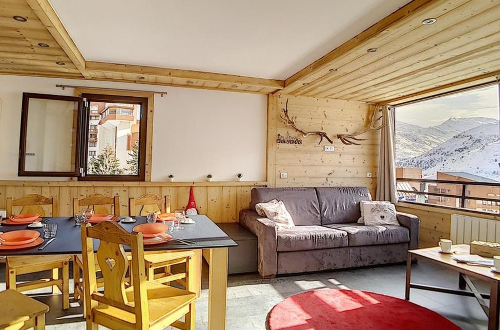 Les Menuires Apartment | Charmant Appart 3 pièces avec cabine, skis aux pieds, parking inclus - FR-1-344-796