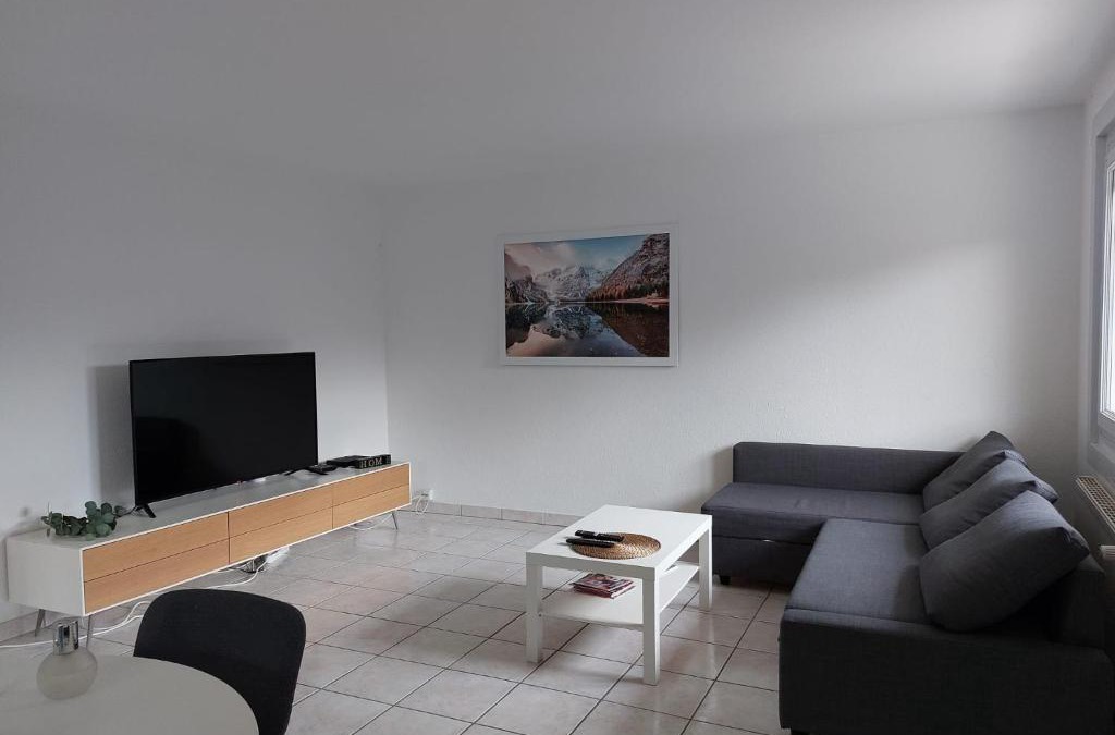 Divonne-les-Bains Apartment | Charmant appartement au rez de jardin d'une maison