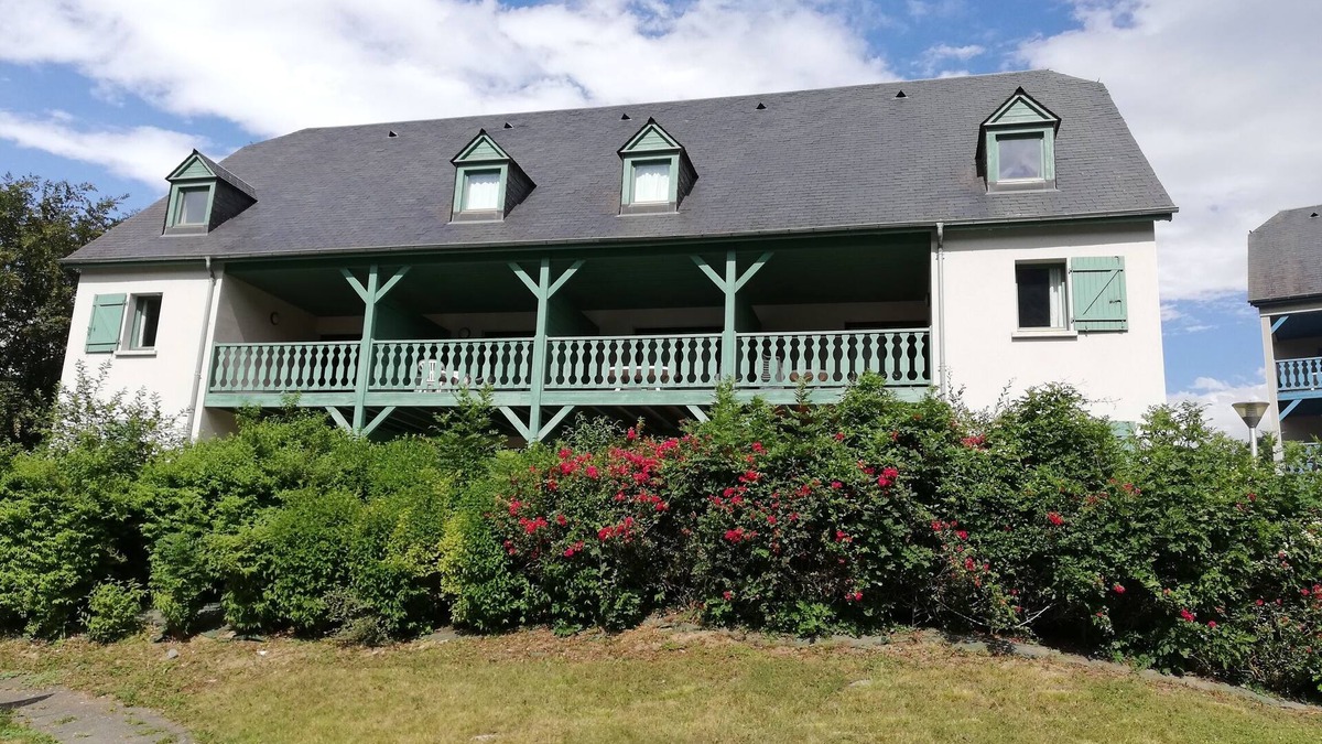 Arreau Apartment | Charmant apt T3 Duplex Avec Piscine et Aire de Jeux, Parking Privé