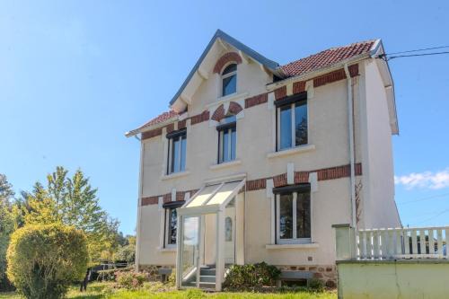 Saint-Junien House | Charmant Cottage - Saint-Junien