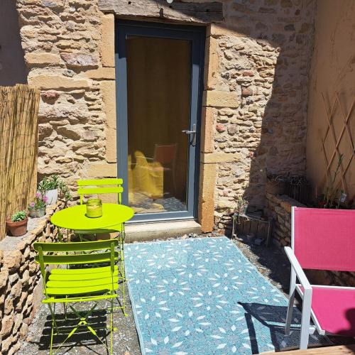 Lacenas Apartment | Charmant studio à 5 minutes de villefranche