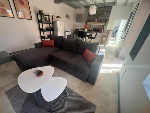 Azy-le-Vif House | Charmante maison de campagne