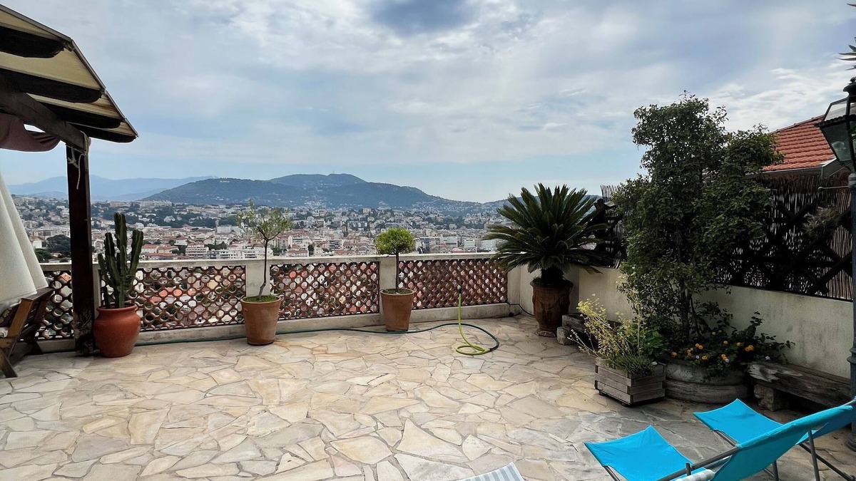 Lepante Quarter House | Charmante Maison vue mer à Nice