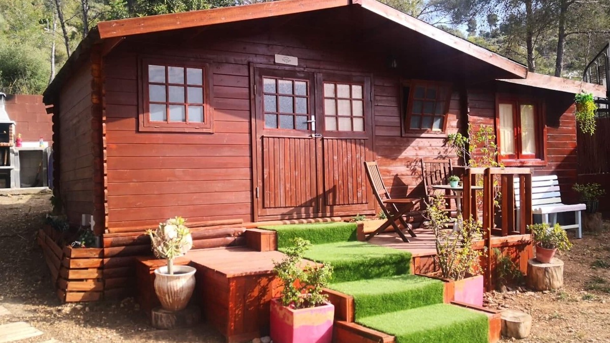 Vallpineda Cottage | Charmante Petite Maison en Bois Avec Piscine