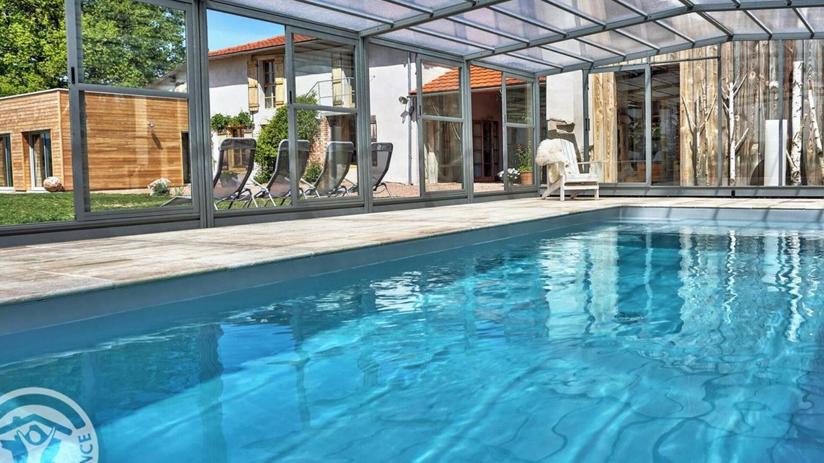 Saint-Germain-Lespinasse Cottage | Charming Retreat with Pets Allowed