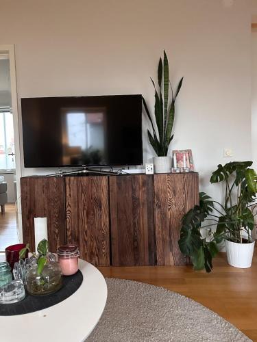 Karlstad Apartment | Charmigt boende med egen ingång