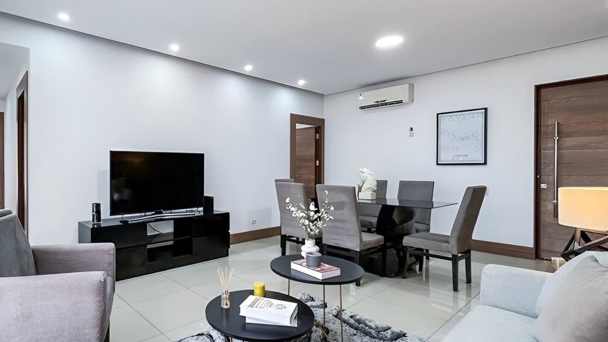 Santa Cruz Apartment | Charming 2-bedroom apartment with AC, WiFi in serene Santa Cruz