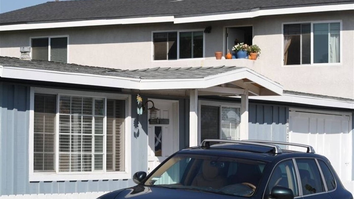 Pierpont Bay Cottage | Charming Beach Cottage - Dreams & Memories, a Perfect Getaway!