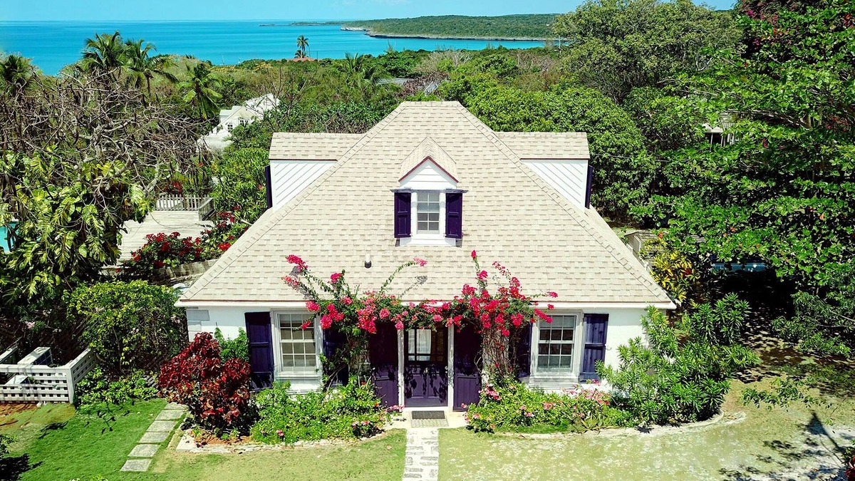 Governor's Harbour House | Charming 1 BR 1.5 BA 19th Century Cottage