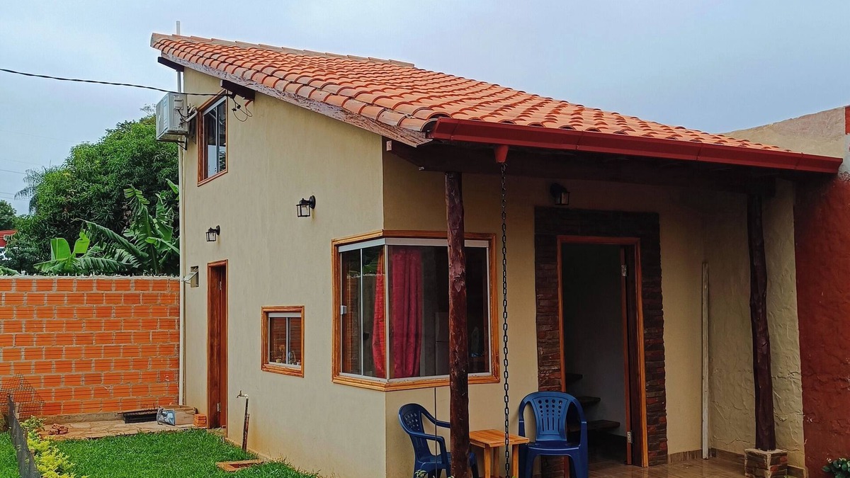 Coronel Oviedo House | Charming 1-bedroom Loft with WiFi, AC, Steam Room, Kitchen&Laundry in C. Oviedo