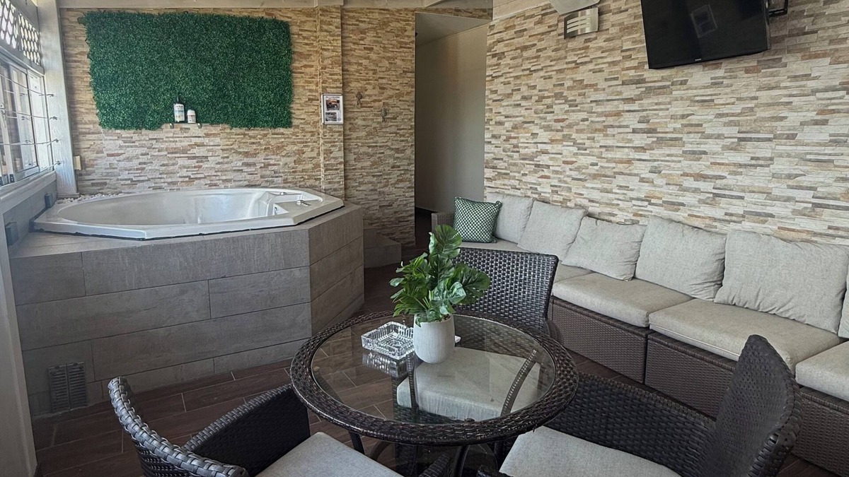 Evaristo Morales Apartment | Charming 1-bedroom apartment in lovely Santo Domingo with WiFi near downtown