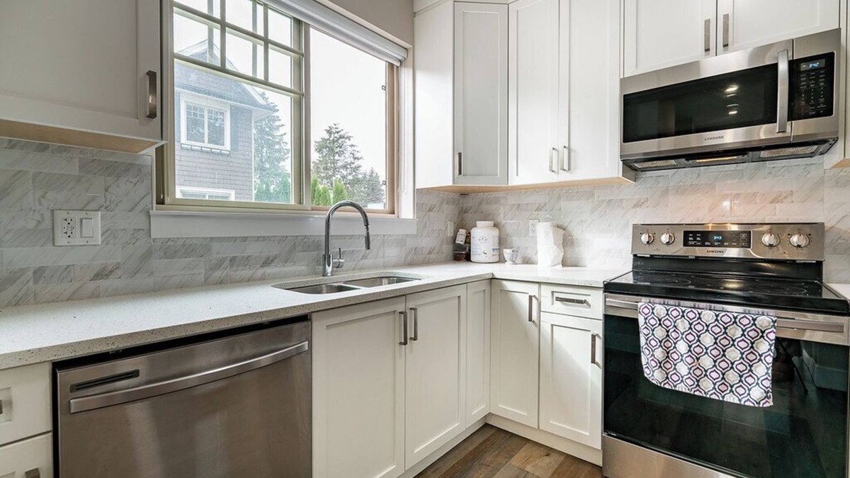 Abbotsford Apartment | Charming 1-bedroom apartment with WiFi, AC in delightful Abbotsford