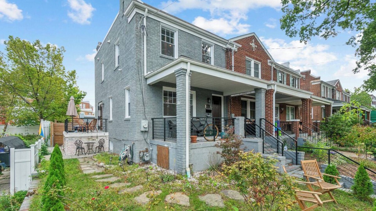 Michigan Park Apartment | Charming 1-bedroom apartment with AC, WiFi in welcoming Washington