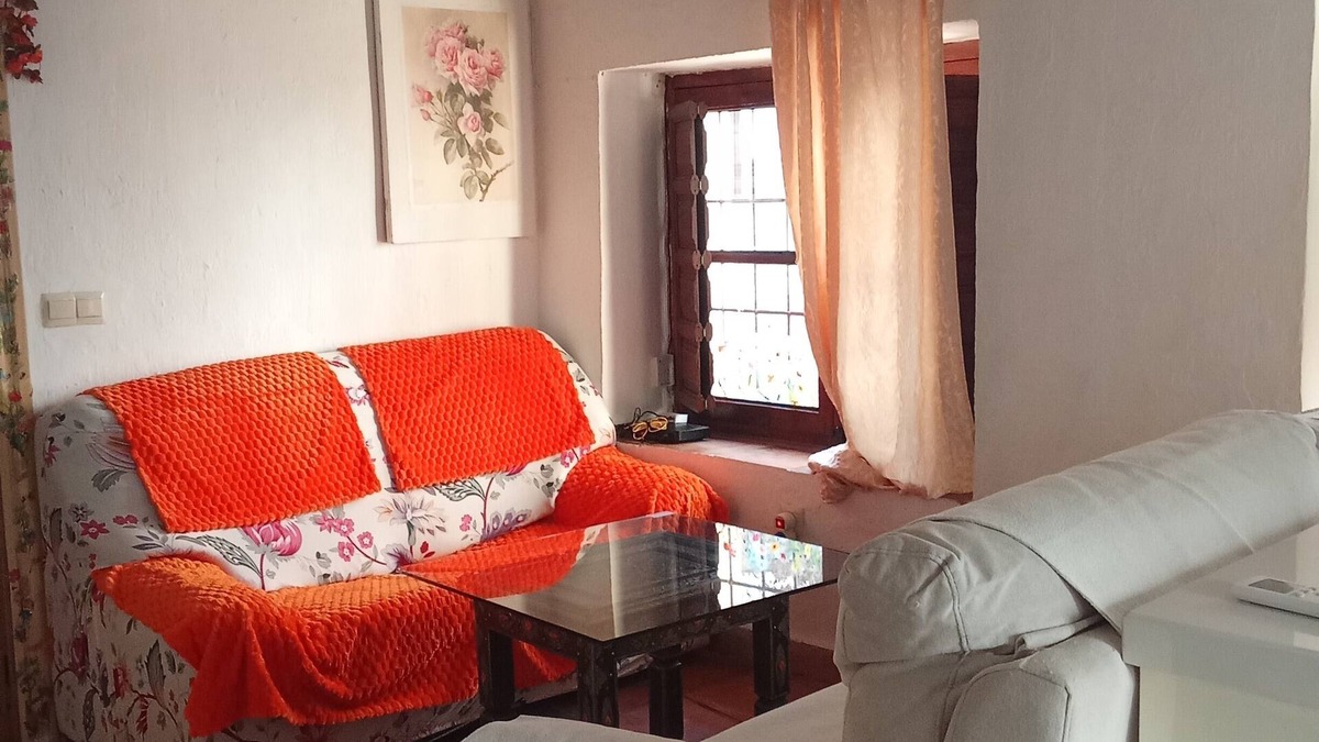 Albaicin Apartment | Charming 1-bedroom apartment with AC, WiFi in gorgeous Granada