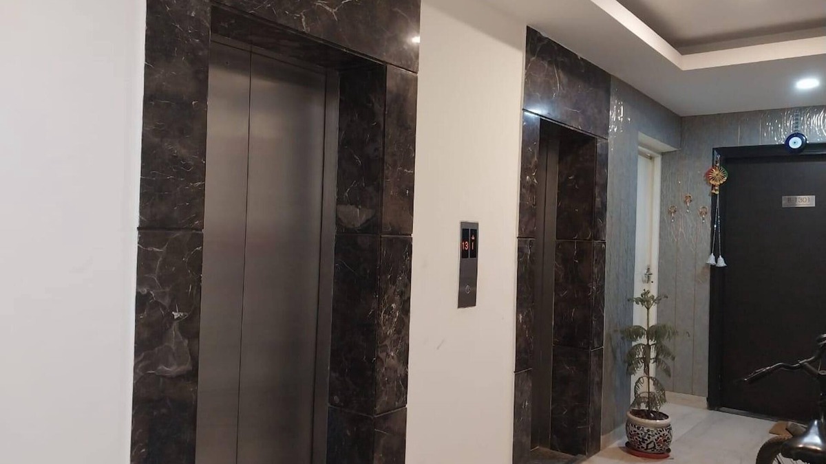 Gurugram Apartment | Charming 1-bedroom apartment in Gurugram