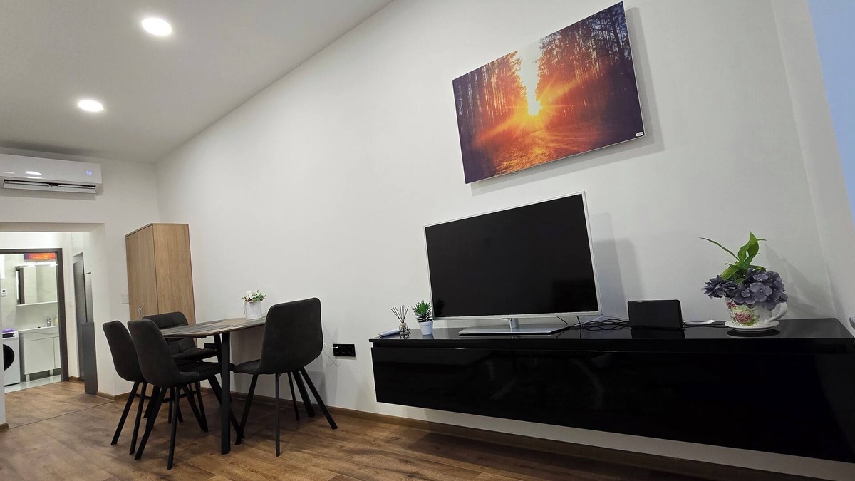 Ivanec Apartment | Charming 1-bedroom apartment in superb Ivanec with AC, WiFi