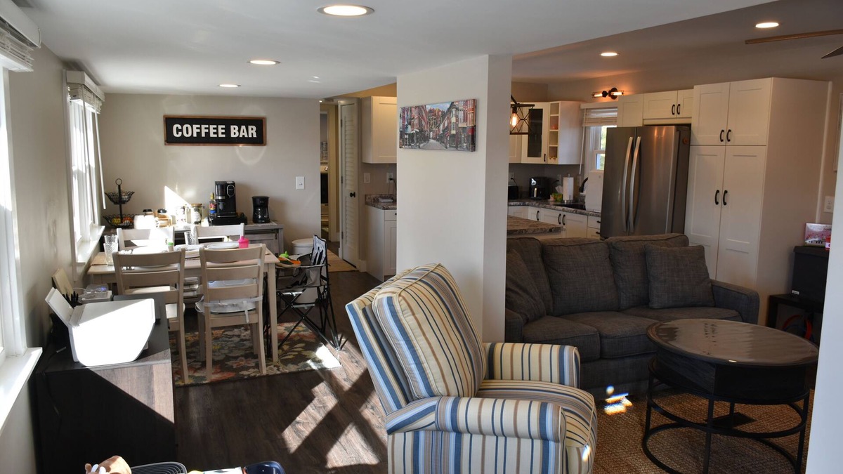 Galena Cottage | Charming 1-bedroom cottage in fabulous Galena with AC, WiFi Aiken 1083 LLC