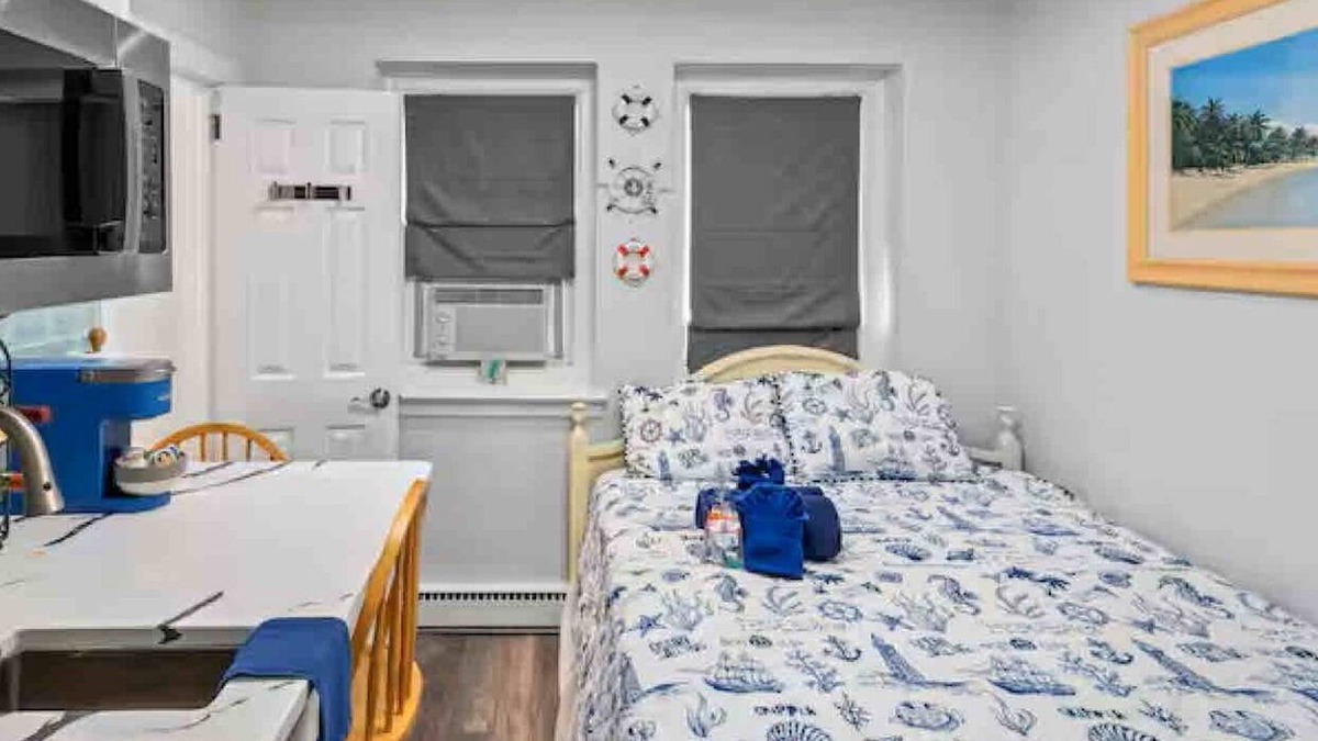North End Hotel | Charming 1-bedroom hotel with fitness room, WiFi in fabulous Ocean City
