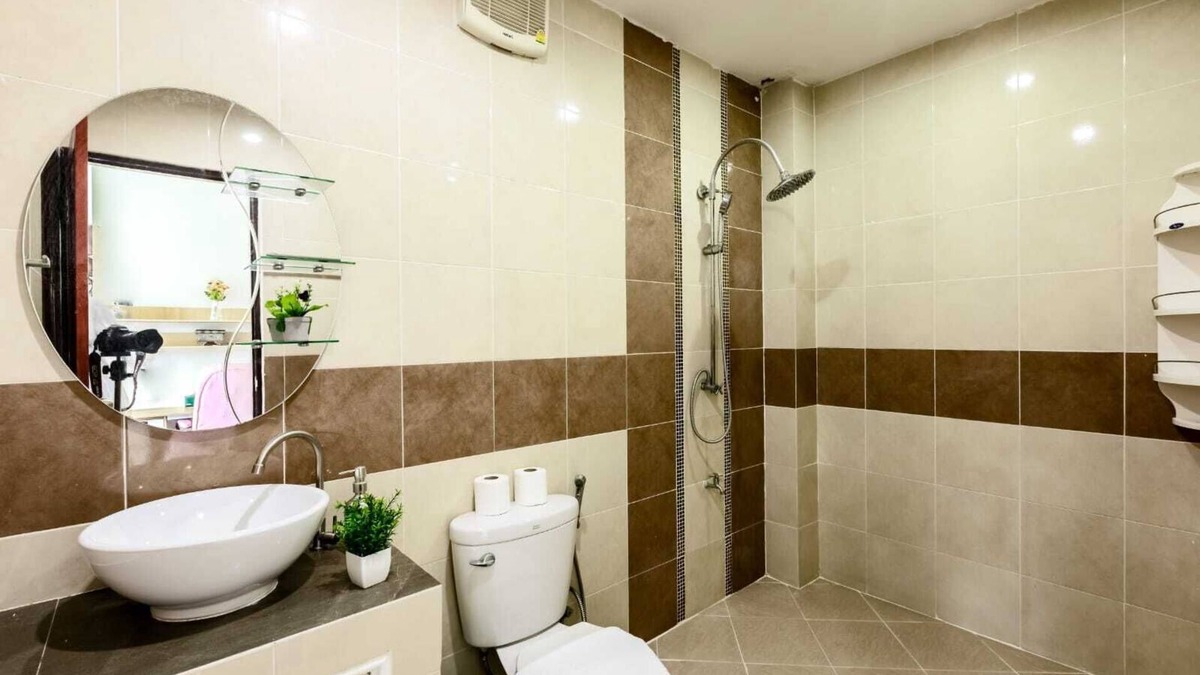 Bang Kho Laem House | Charming 1-bedroom house with fitness room and AC in awesome Bangkok