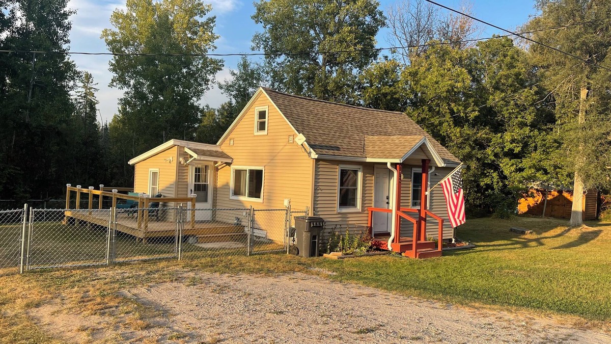 Atlanta House | Charming 1-bedroom house with WiFi and AC in awesome Atlanta, MI.